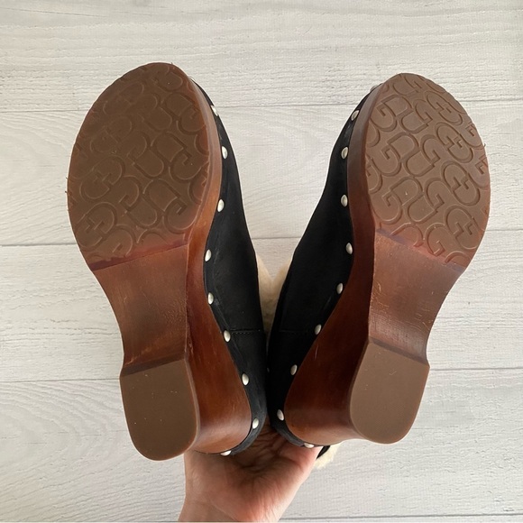 UGG Carnegie Cuffed Shearling Boots Black Suede Leather Platform Sz 8 - Picture 11 of 11